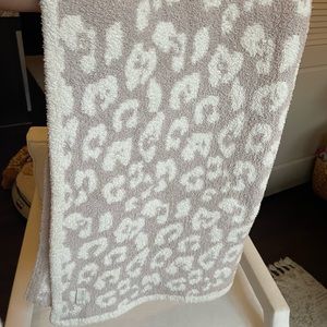 Barefoot Dreams In The Wild Throw Blanket